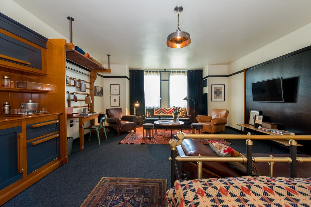 Guestroom