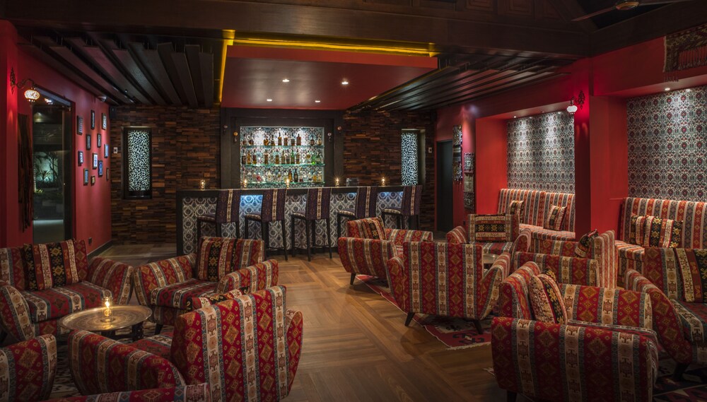 Hotel Lounge