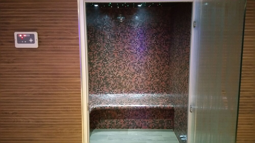 Steam Room