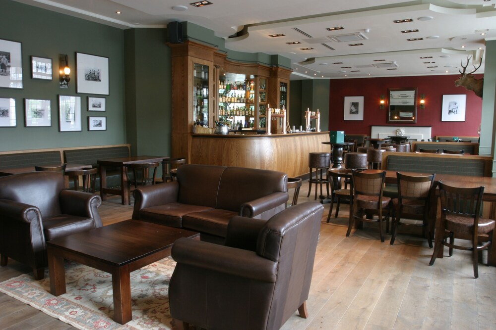 Hotel Bar
