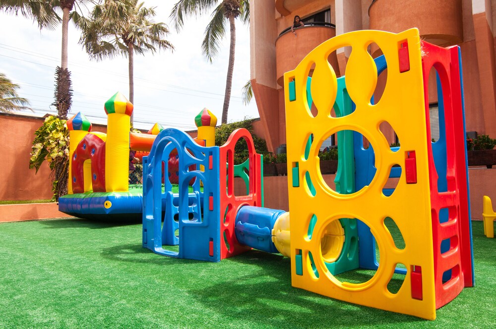 Childrens Play Area - Outdoor