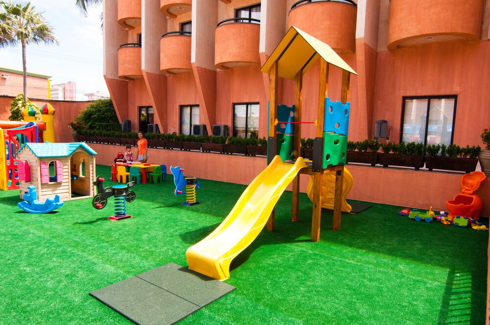 Childrens Play Area - Outdoor