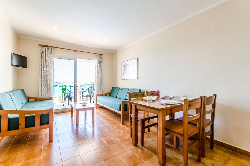 Apartment, 1 Bedroom, Sea View - Living Area