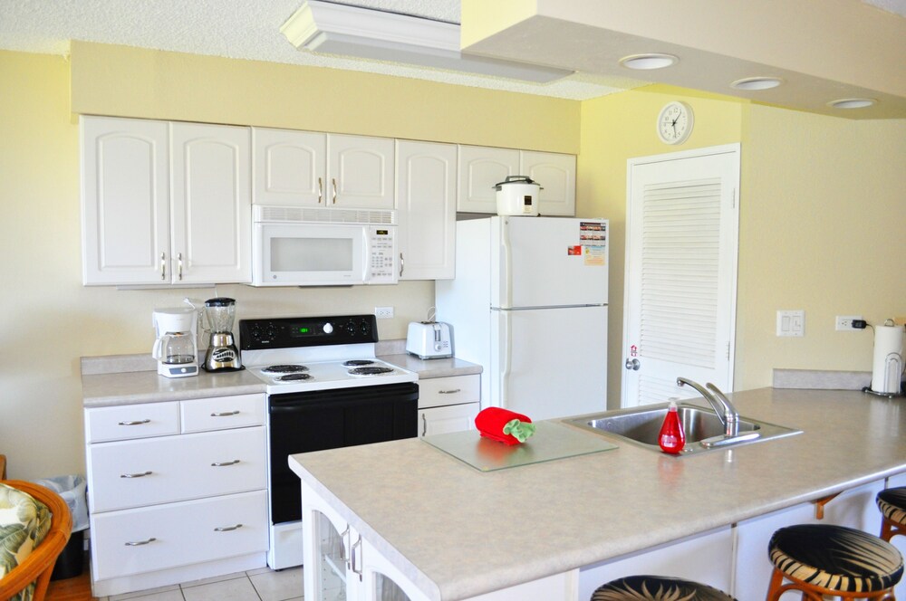 Condo, 1 Bedroom, 2 Bathrooms, Garden View - In-Room Kitchen