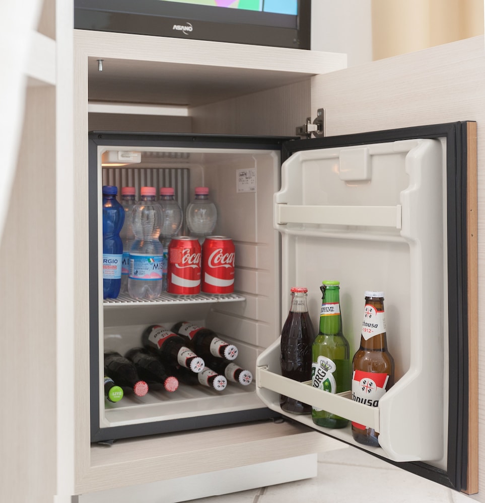 Mini-Refrigerator