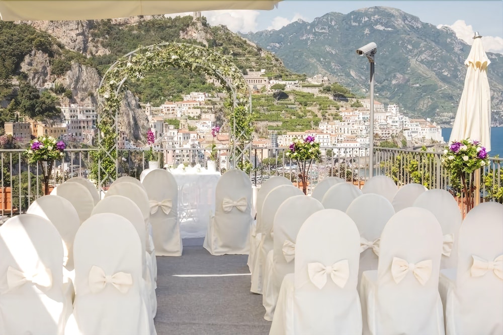 Area per matrimoni all'aperto