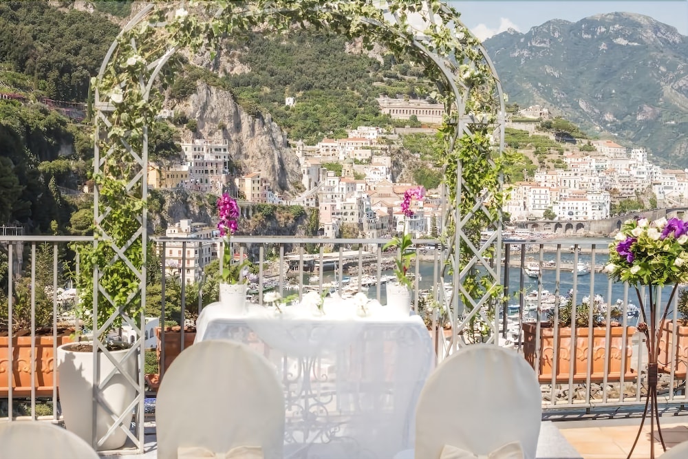 Area per matrimoni all'aperto