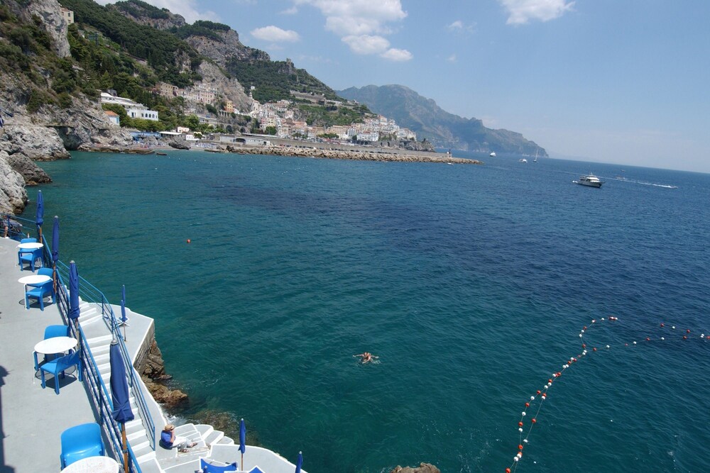 Vista spiaggia/mare