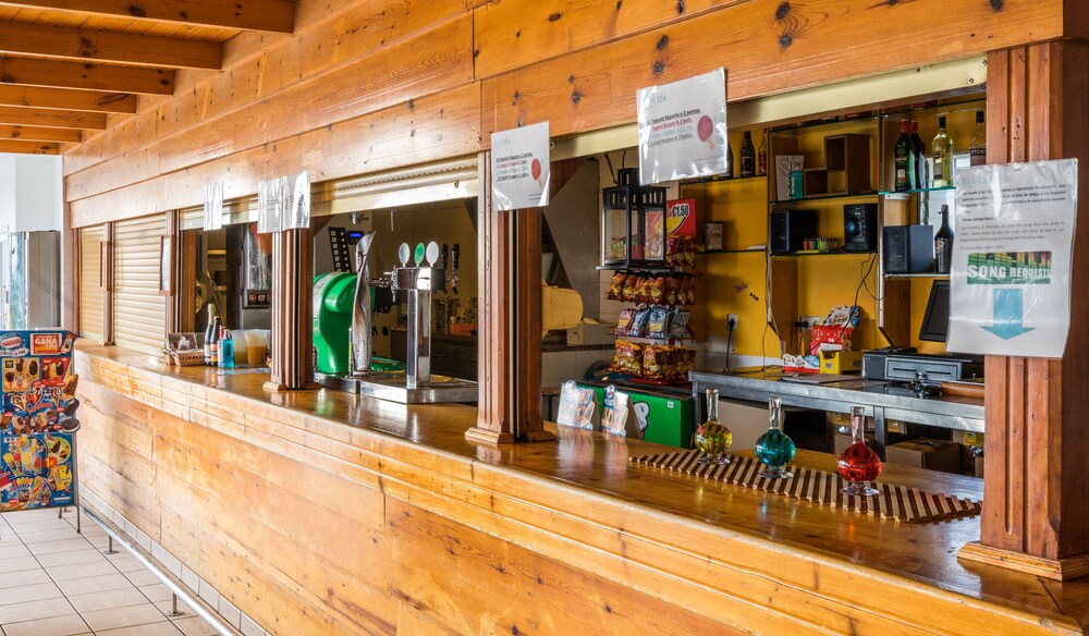Poolside Bar