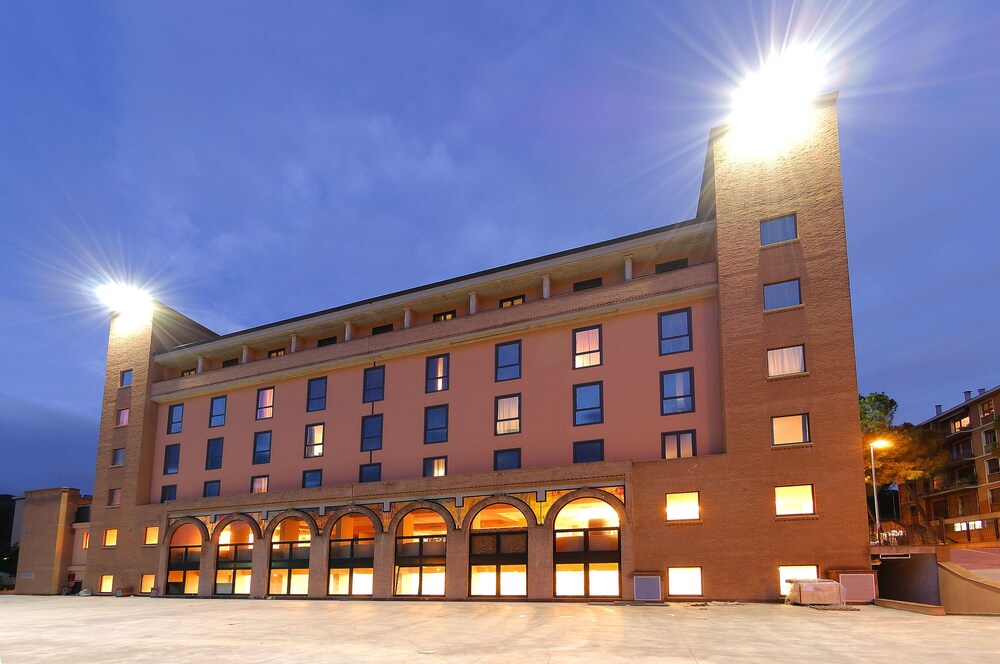 Hotel Front - Evening/Night