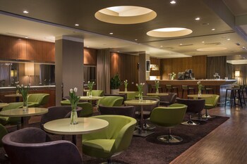 Hotel Lounge