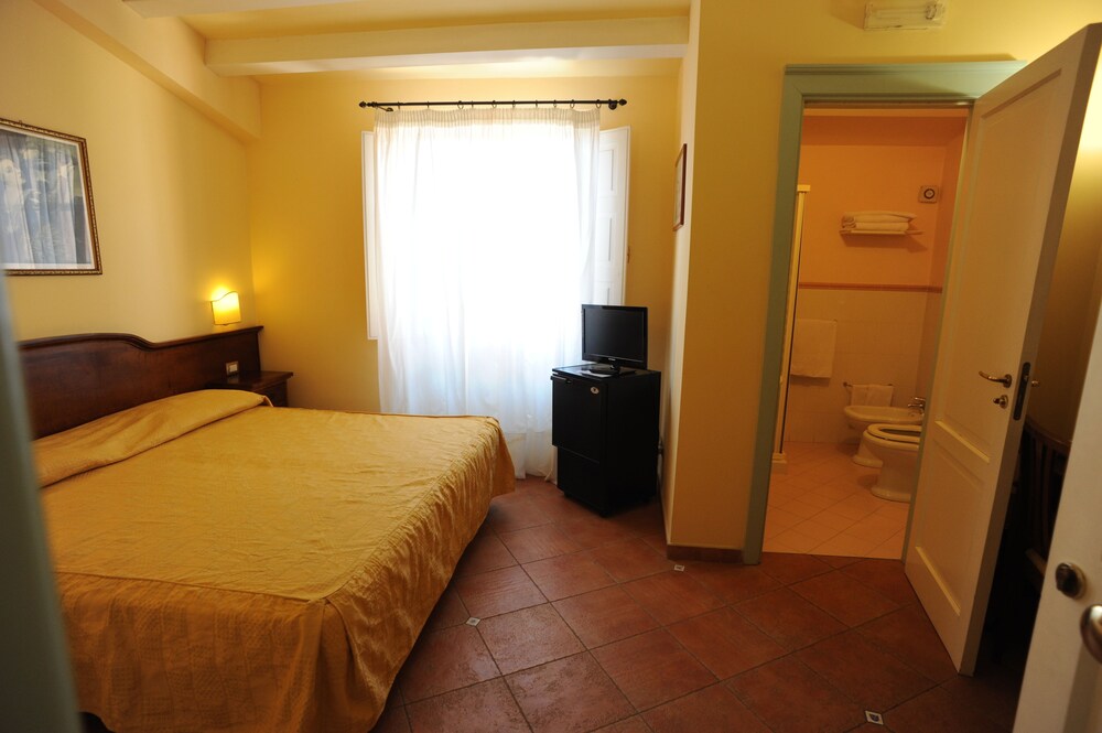 Guestroom View