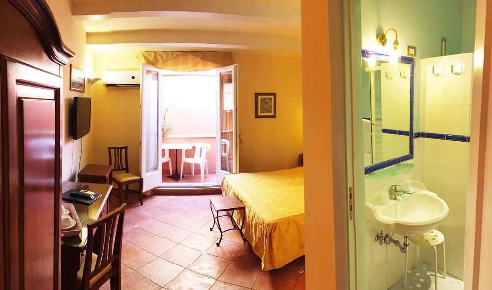 Guestroom View