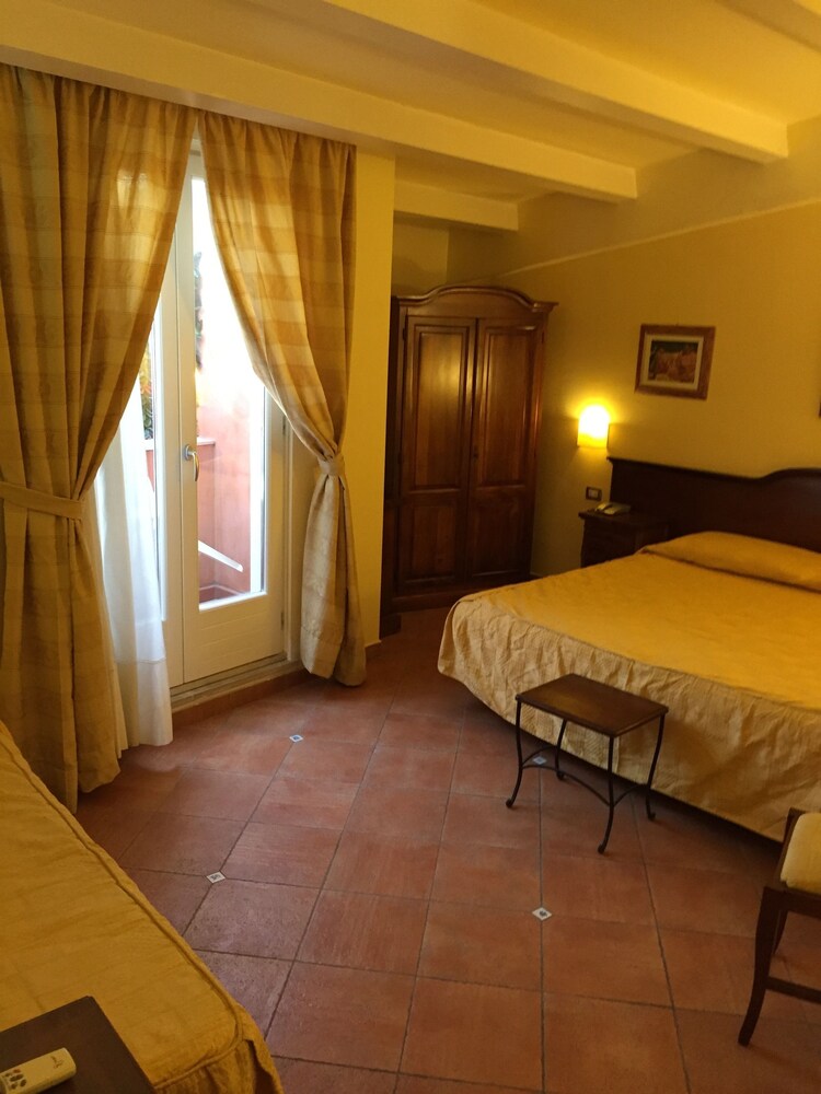 Guestroom View