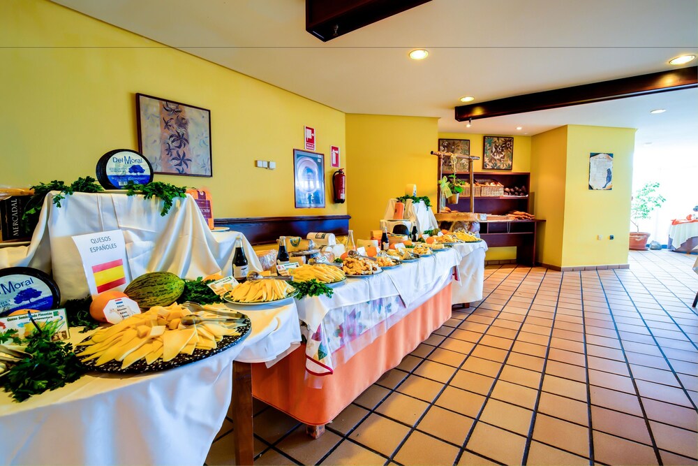 Food-Court