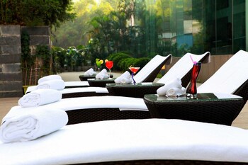 Shenzhen Vacations - Novotel Shenzhen Bauhinia - Property Image 24