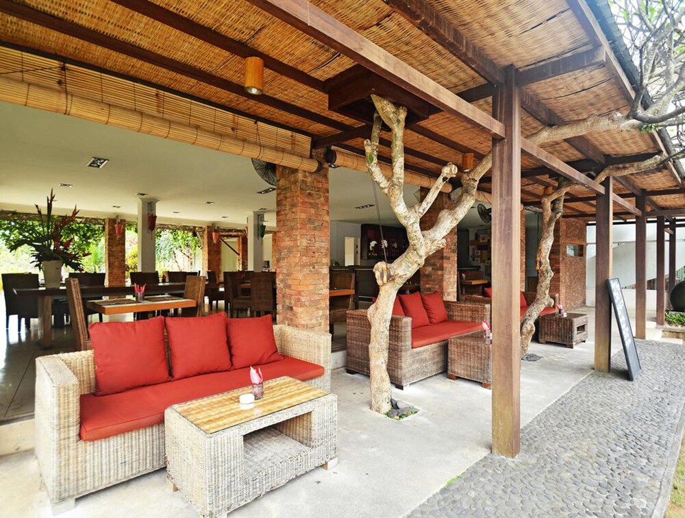 Hotel Bar
