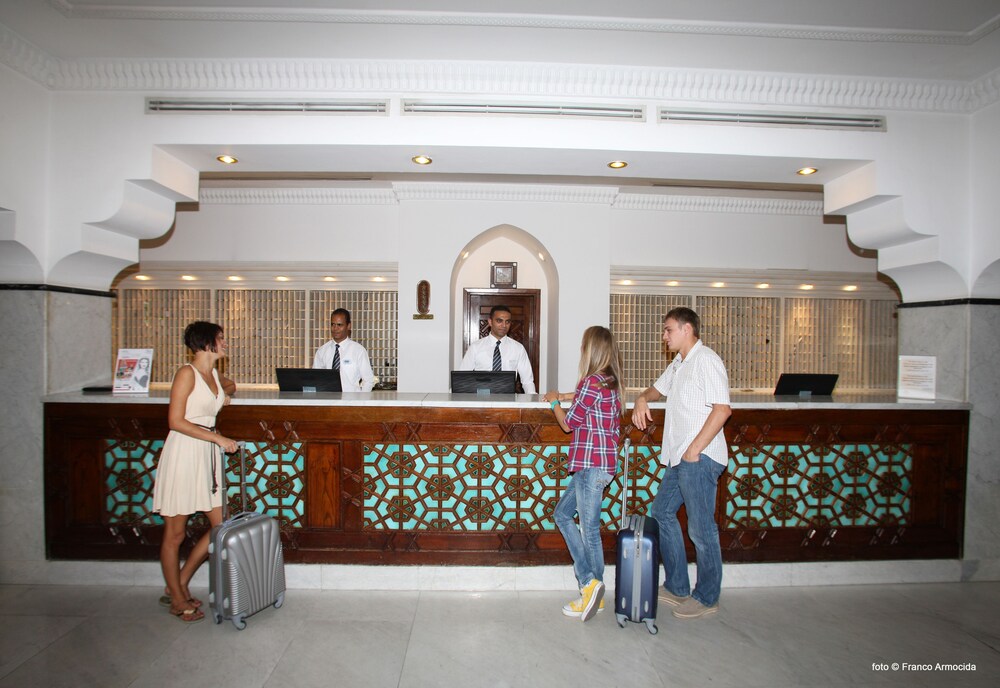 Check-in/Check-out Kiosk