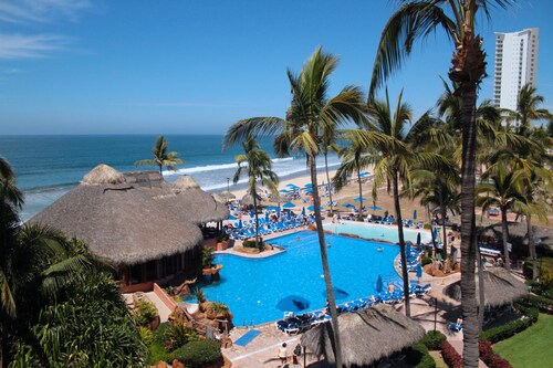 Torres Mazatlan Condominiums