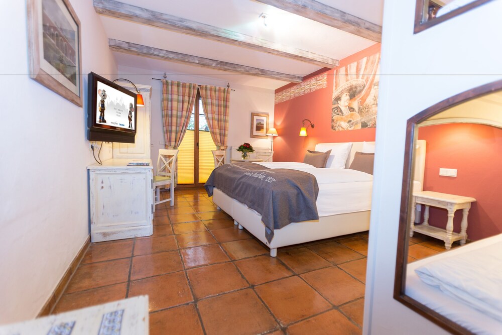Guestroom