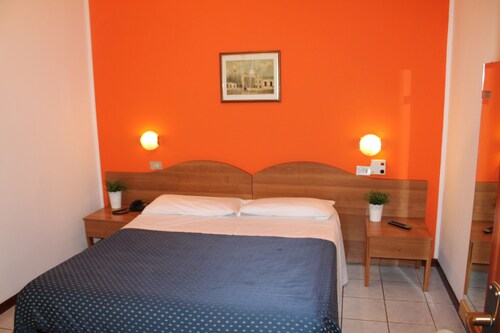 Hotel Catalani & Madrid