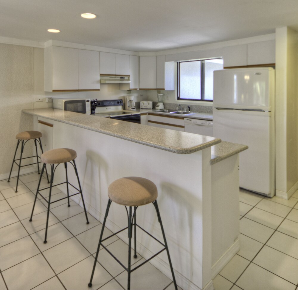 Standard Condo, 2 Bedrooms - In-Room Kitchen