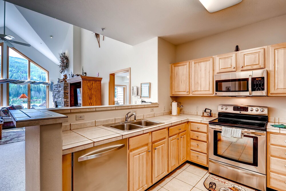 Premier Condo, 3 Bedrooms (Gateway) - In-Room Kitchen