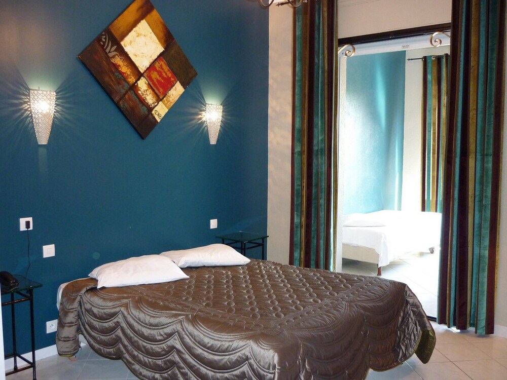 Guestroom