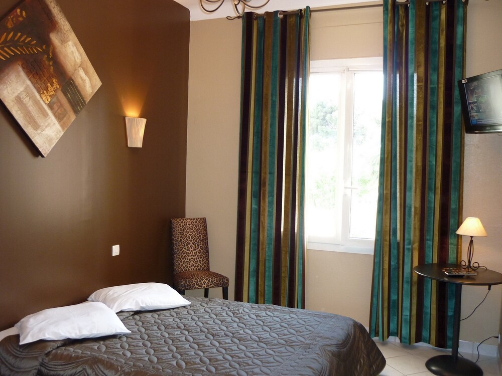 Guestroom