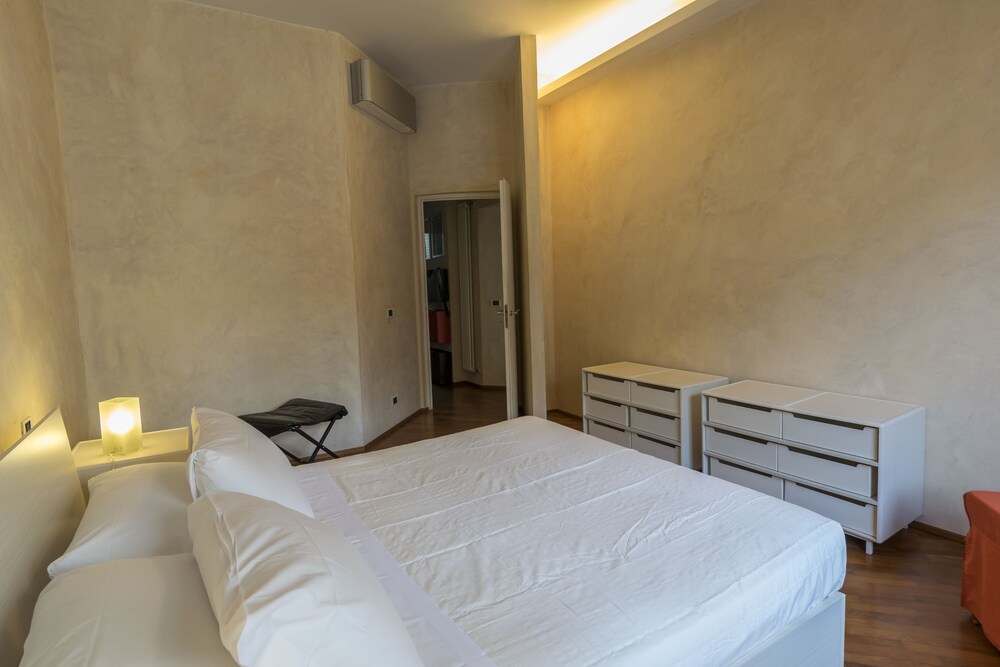 Family Apartment, 1 Bedroom, City View (3rd Floor) - Guestroom