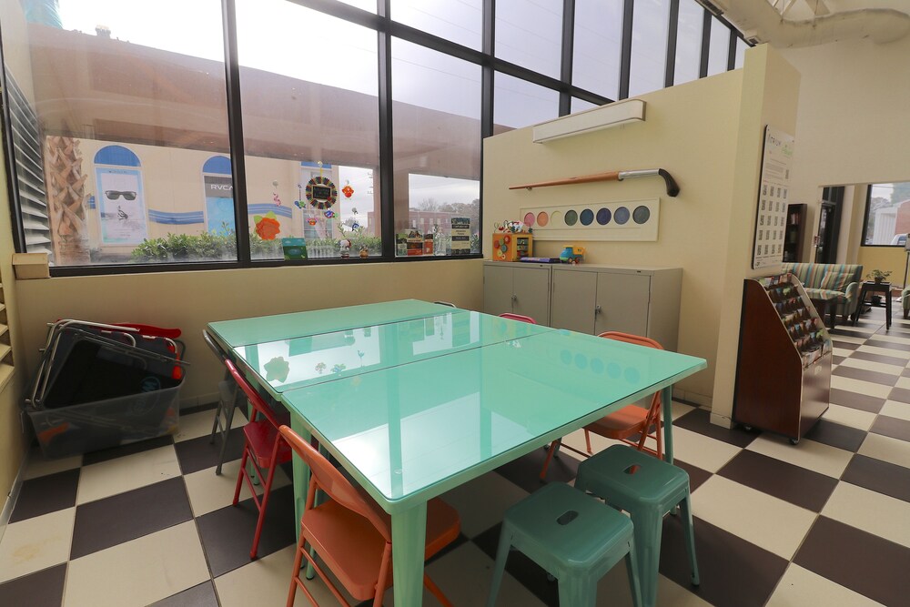 Childrens Play Area - Indoor