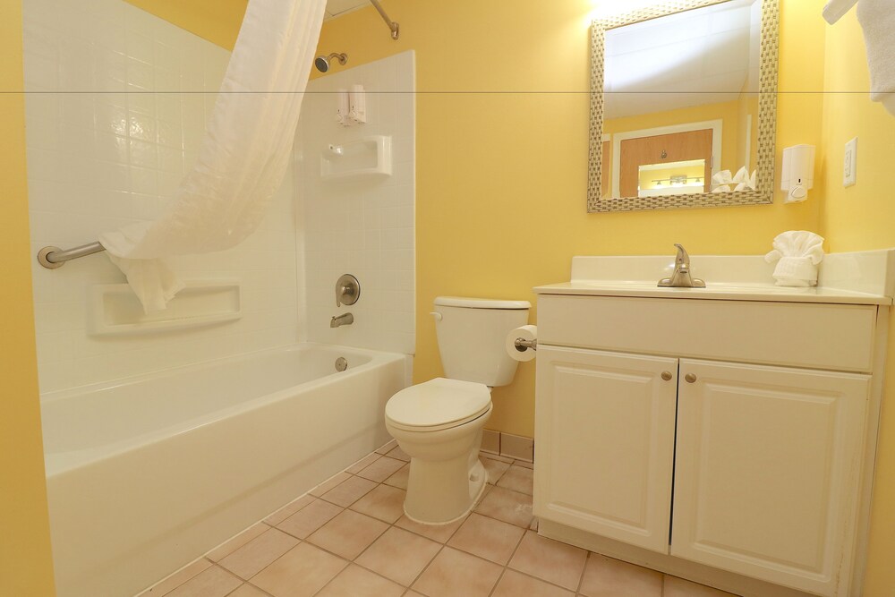 Suite, 1 Bedroom - Bathroom