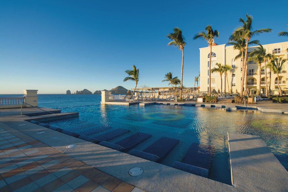 Infinity Pool