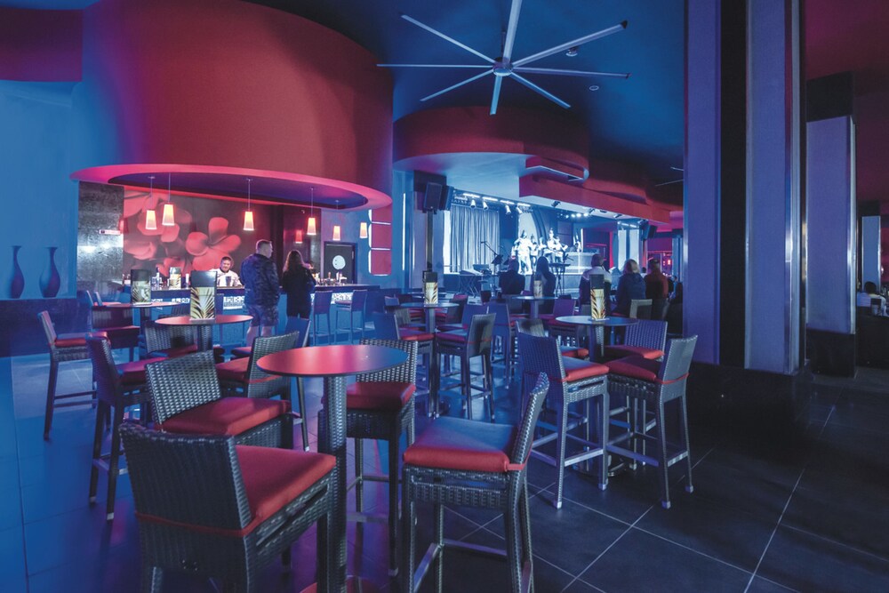 Hotel Bar