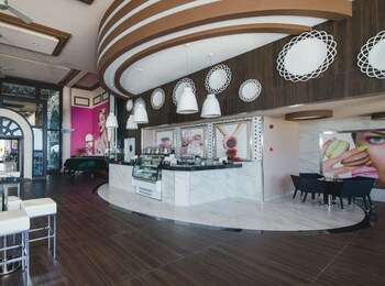 Coffee Shop