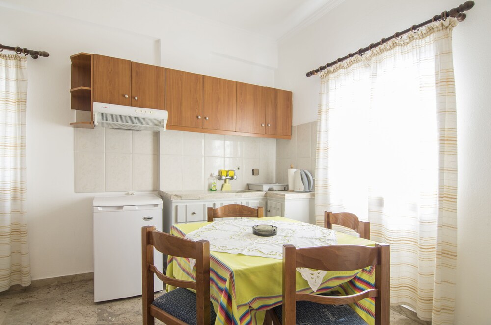 In-Room Kitchenette