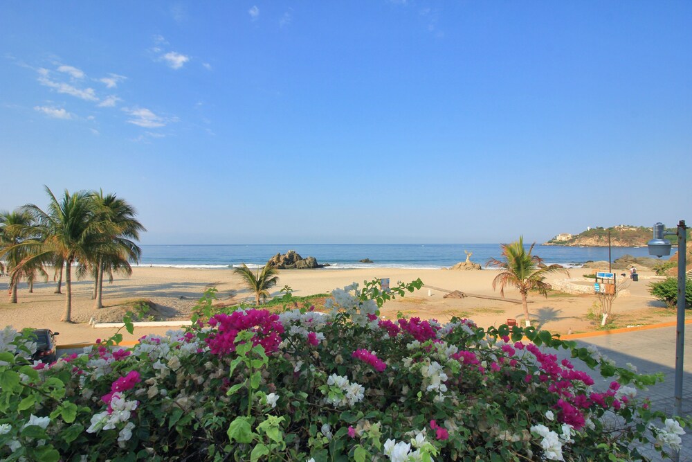 Beach/Ocean View