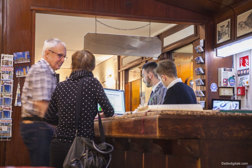Check-in/Check-out Kiosk