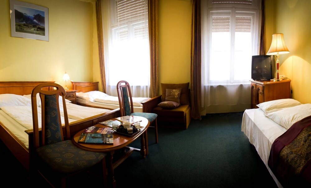 Guestroom