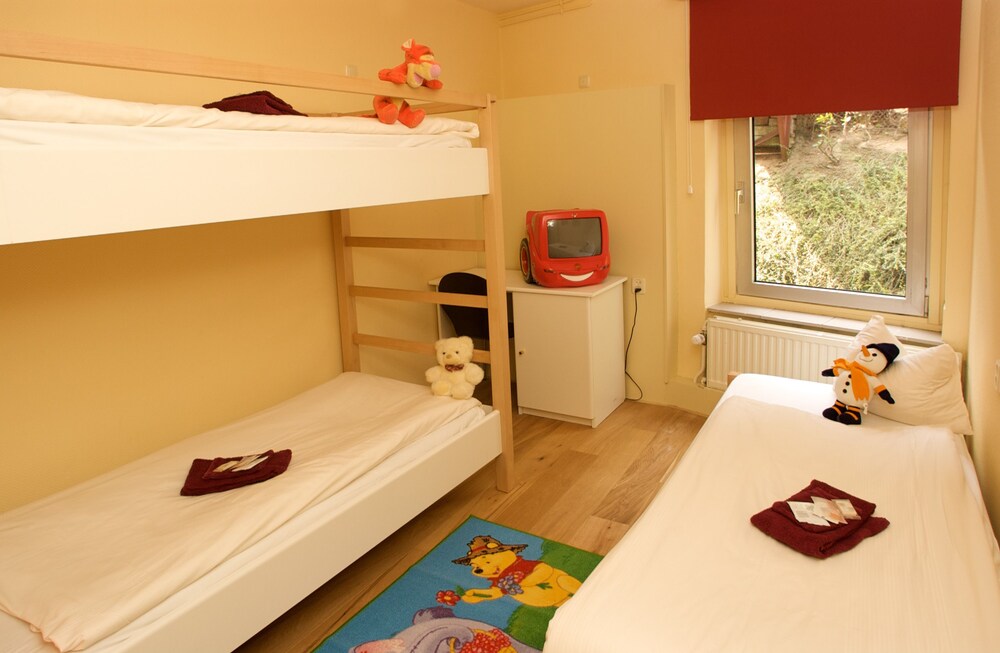 Childrens Theme Room