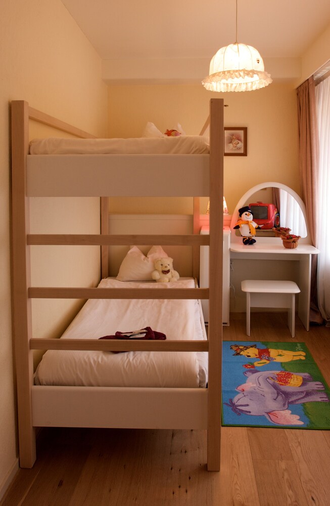 Childrens Theme Room