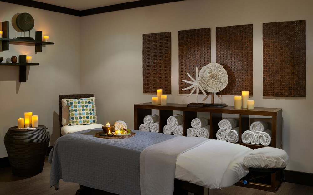 Treatment room, Newport Beachside Hotel & Resort