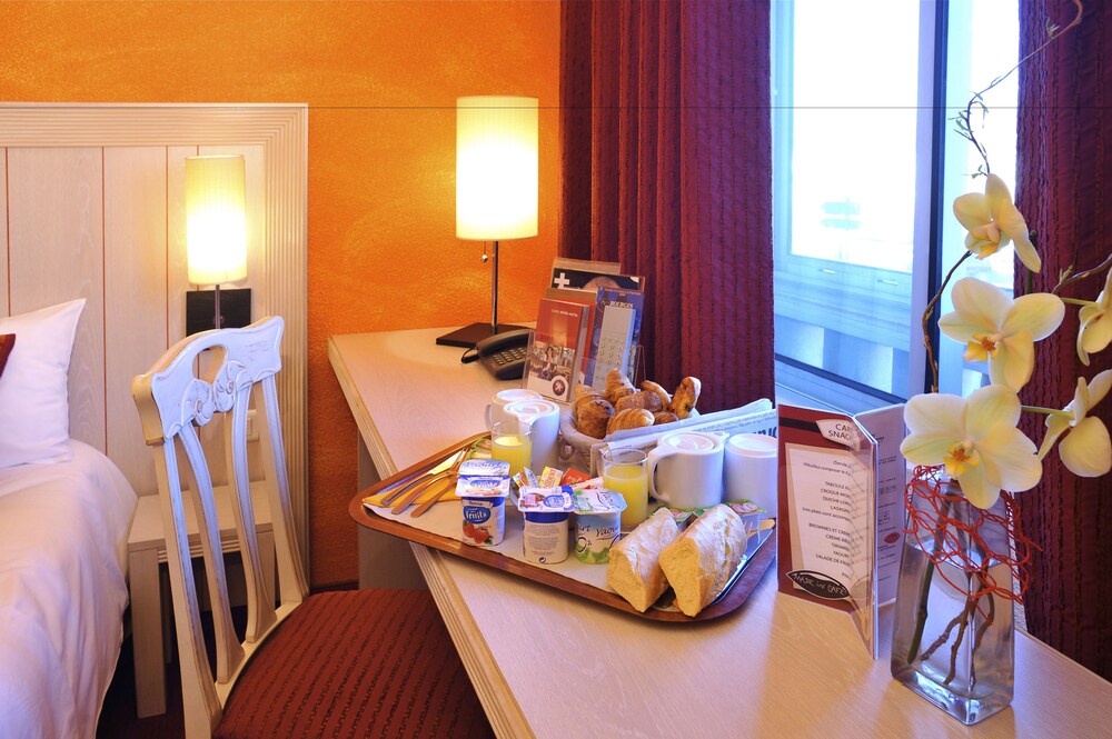 Restauration dans la chambre