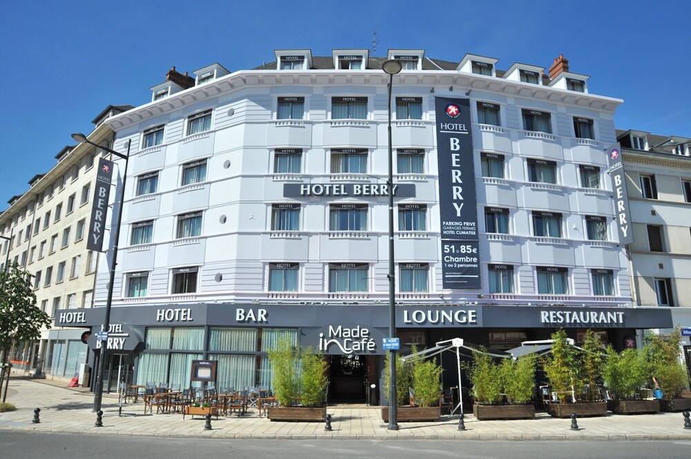 Façade de l'hôtel