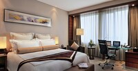 Deluxe Room, 1 King Bed