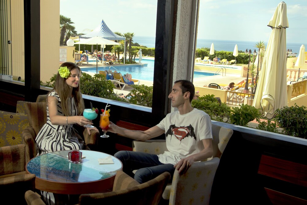 Hotel Lounge
