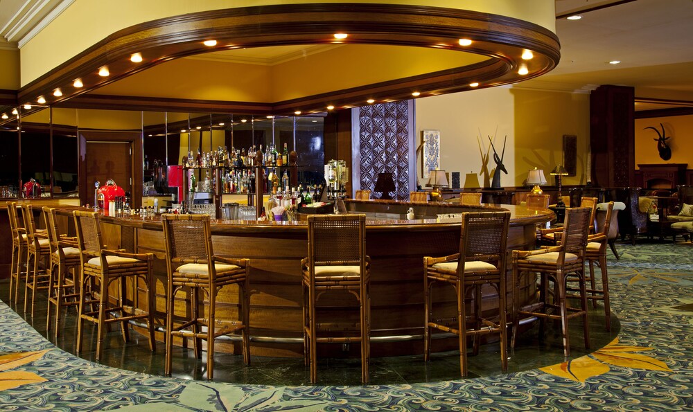 Hotel Bar