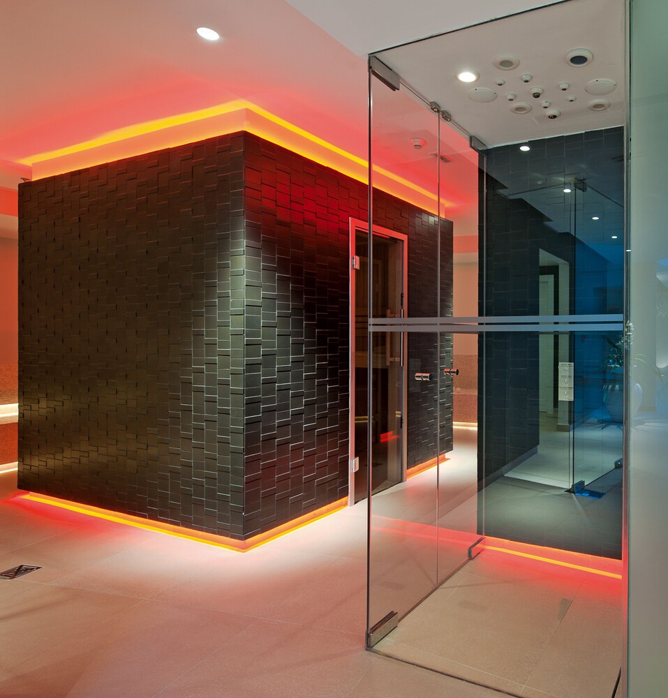 Vichy Shower
