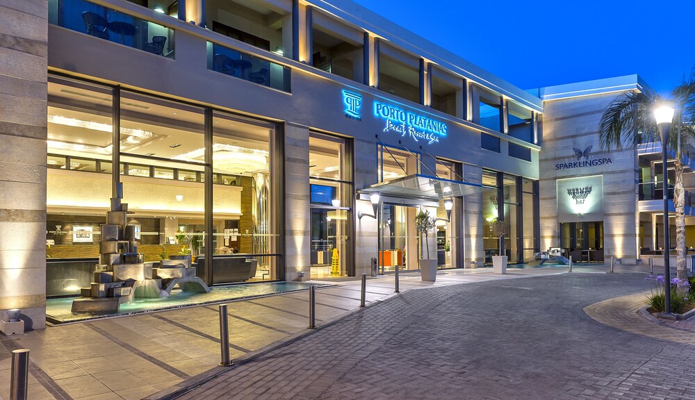 Hotel Front