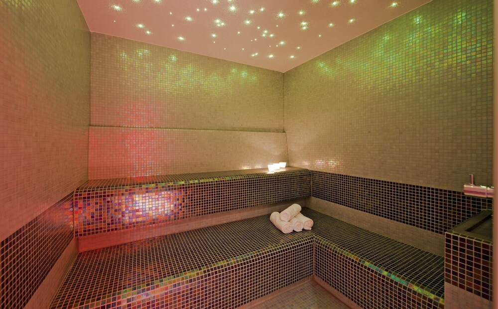 Steam Room